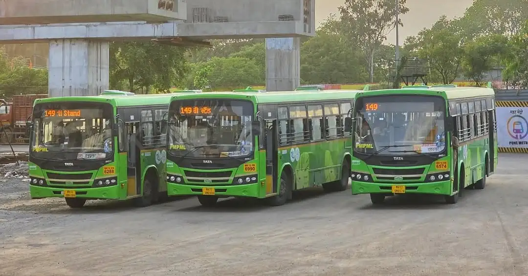 Aramghar Bus Stop in Hadapsar