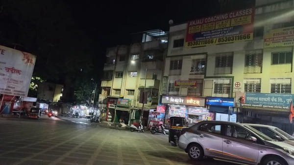 Dhankawadi Bus Stop: Location, Timings, Facilities, Bus Routes & Nearby Area