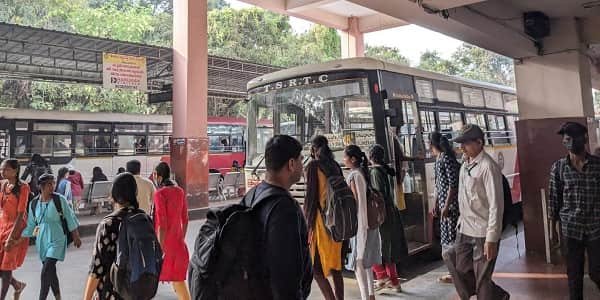Hanuman Road Bus Stop: Location, Timings, Facilities, Bus Routes & Nearby Area